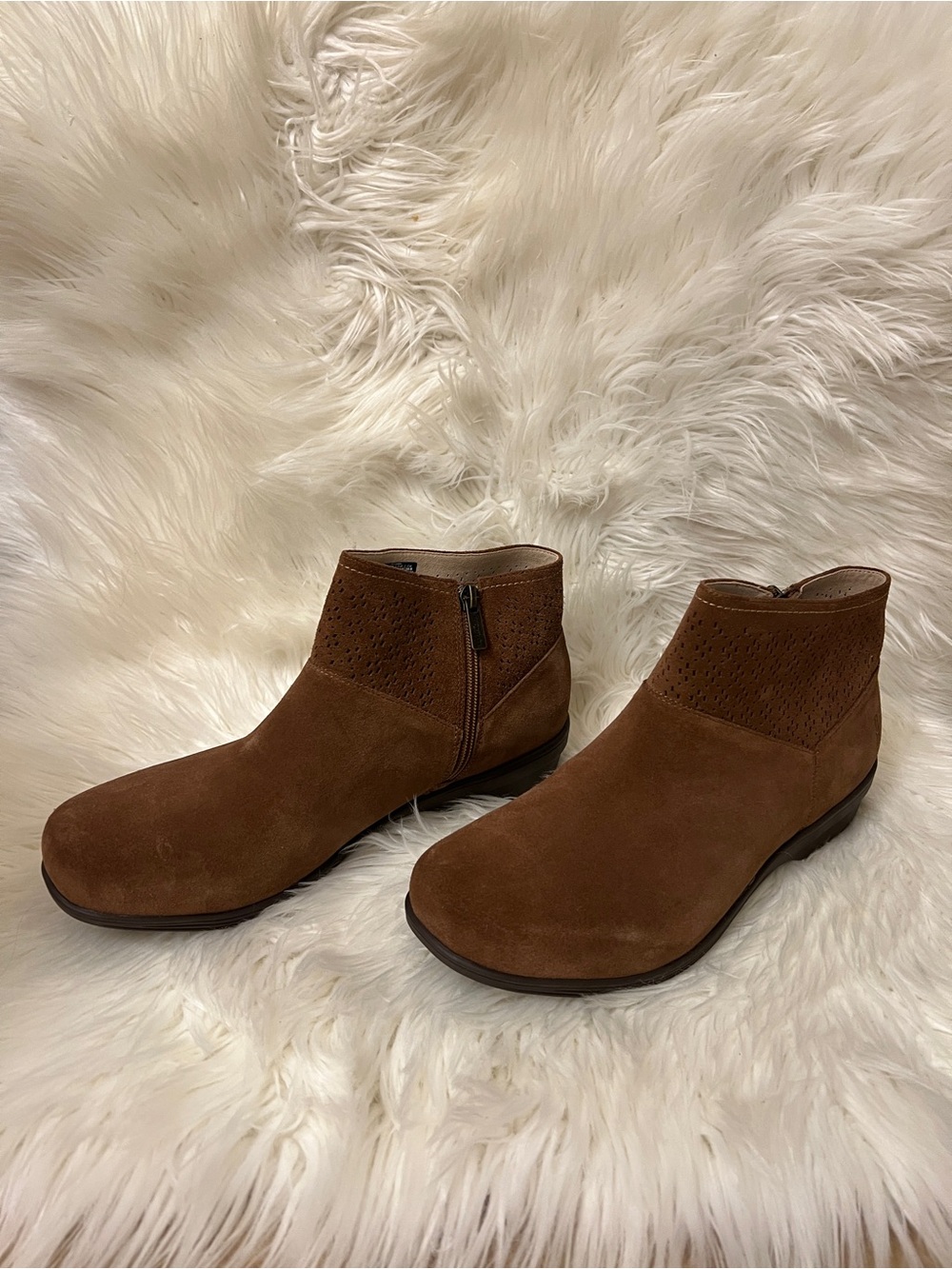 Revitalign Brown Suede Ankle Boots women’s size 11